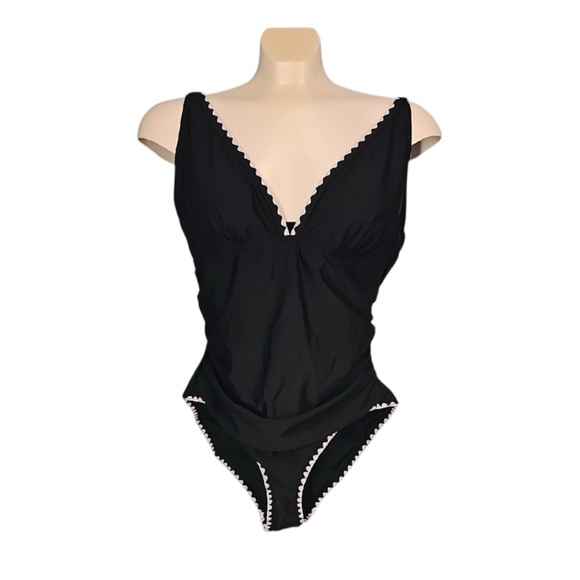 👠 Sporlike Black One-Piece Swimsuit with White Trim - NWT - Picture 3 of 10